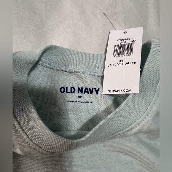 Set of 2 Old Navy Short Sleeve Tees NWT - Picture 4 of 5